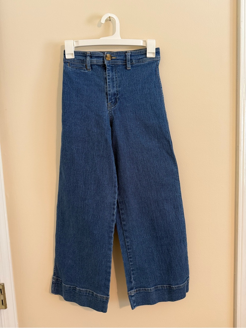 H&M Women’s Wide Straight Leg Crop Jeans 2 Blue Casual Dressy Brunch Date